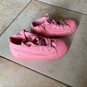 AKID girls high top sneakers - size 11